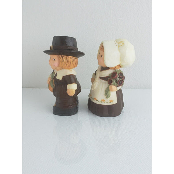 Vtg HALLMARK Cards Mr Mrs Pilgrim Thanksgiving Salt & Pepper Shakers & Figurines